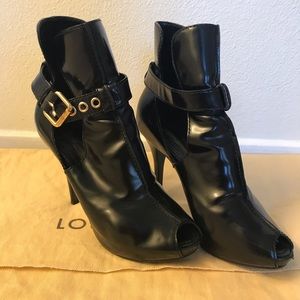 Louis Vuitton black leather pumps